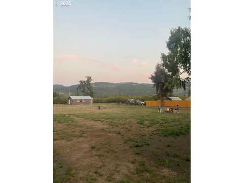 Tiny photo for 82277 Davisson Rd, Creswell, OR 97426 (MLS # 712211087)