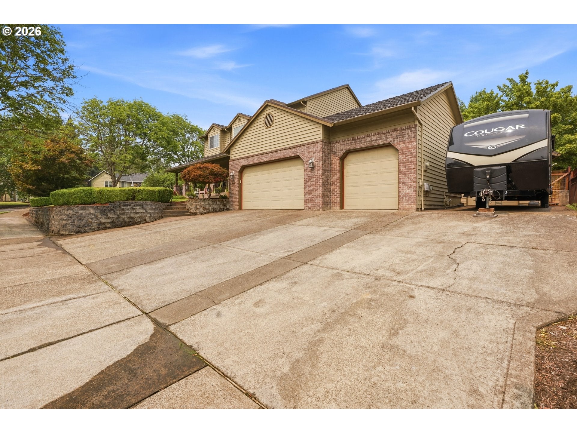 275 BLUE JAY AVE
