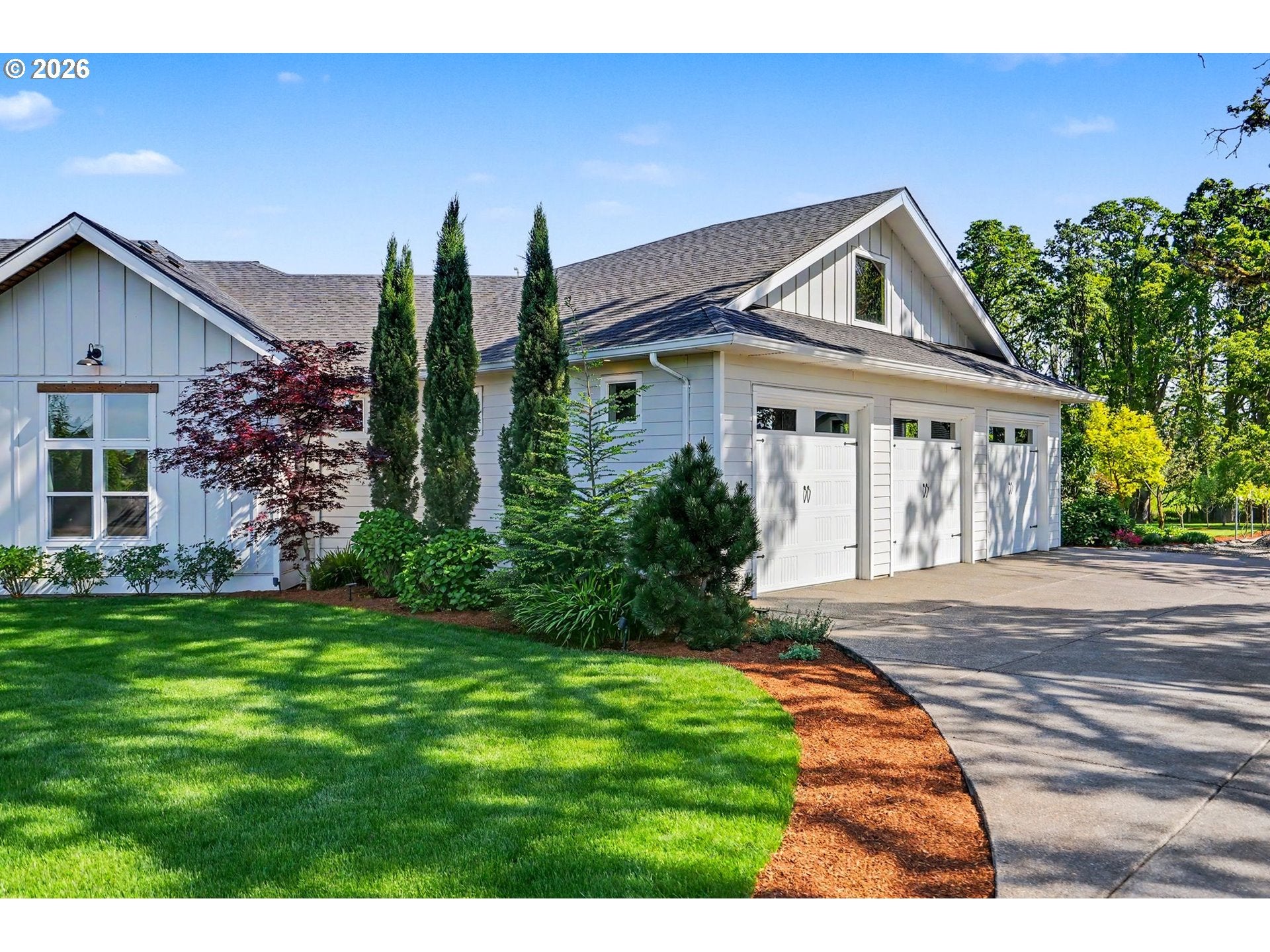 752 MACINNESS LN