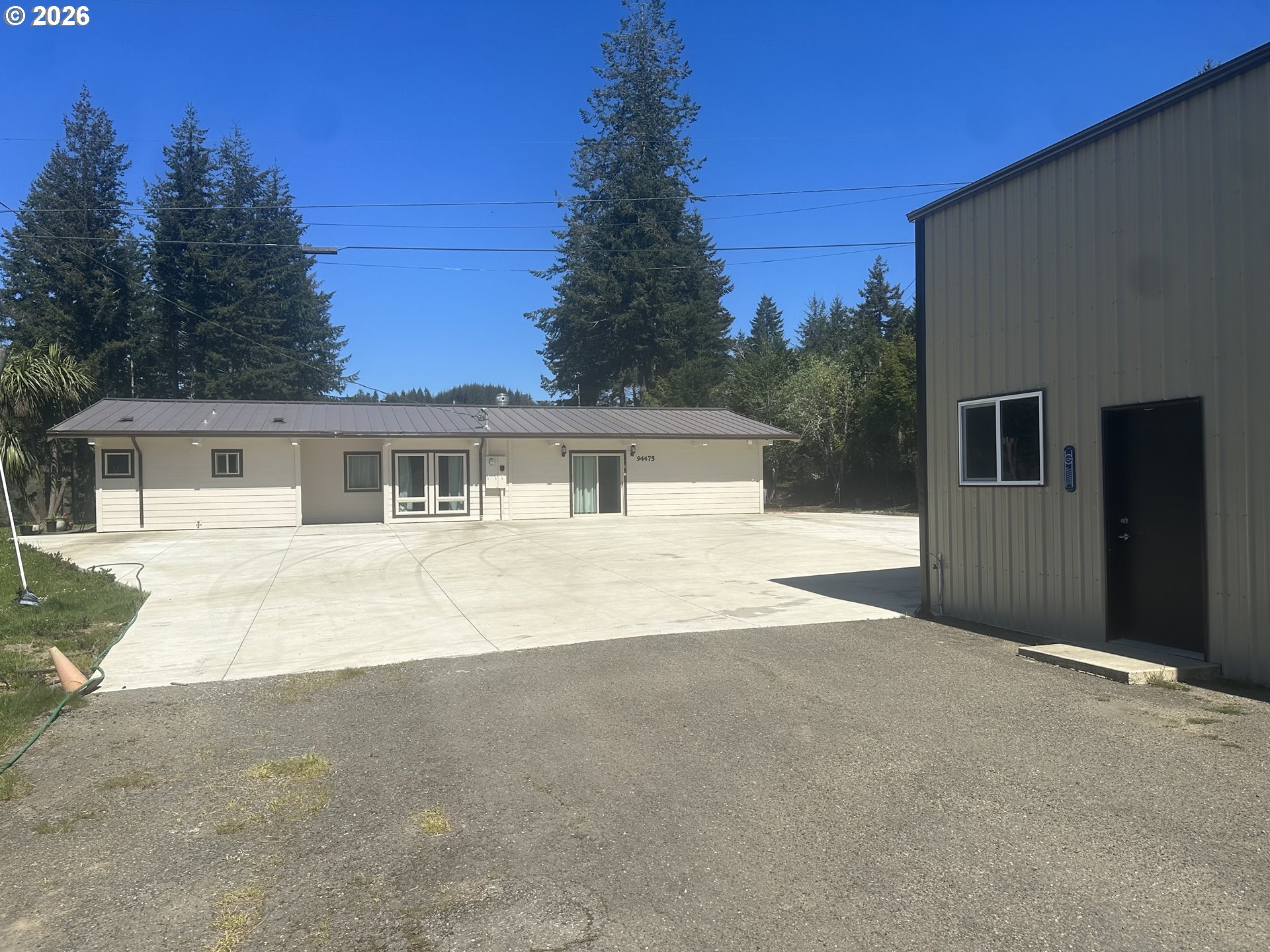 94475 Golf Course LN