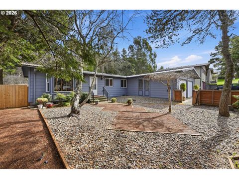 1623 LINCOLN ST North Bend OR 97459