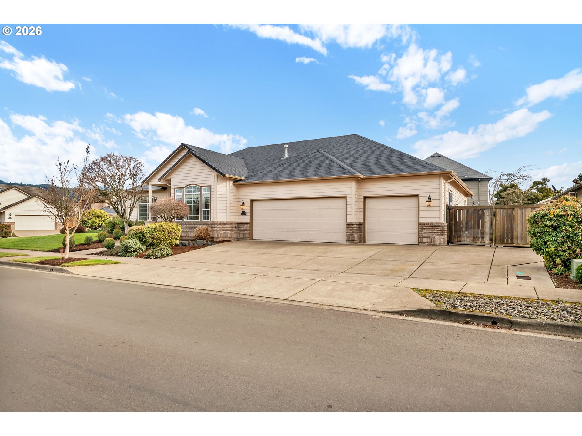 2545 WALNUT RIDGE DR