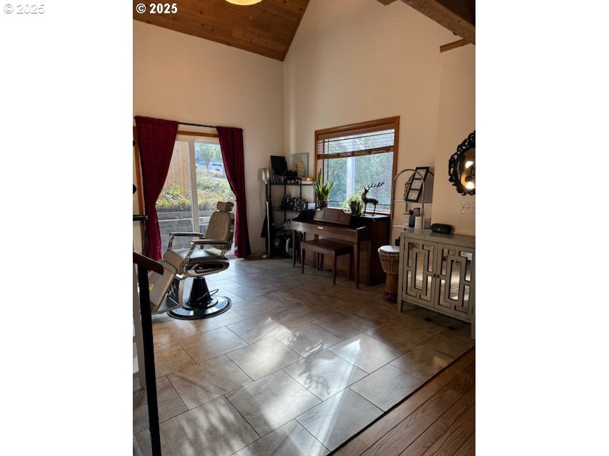 2703 MOON MOUNTAIN DR