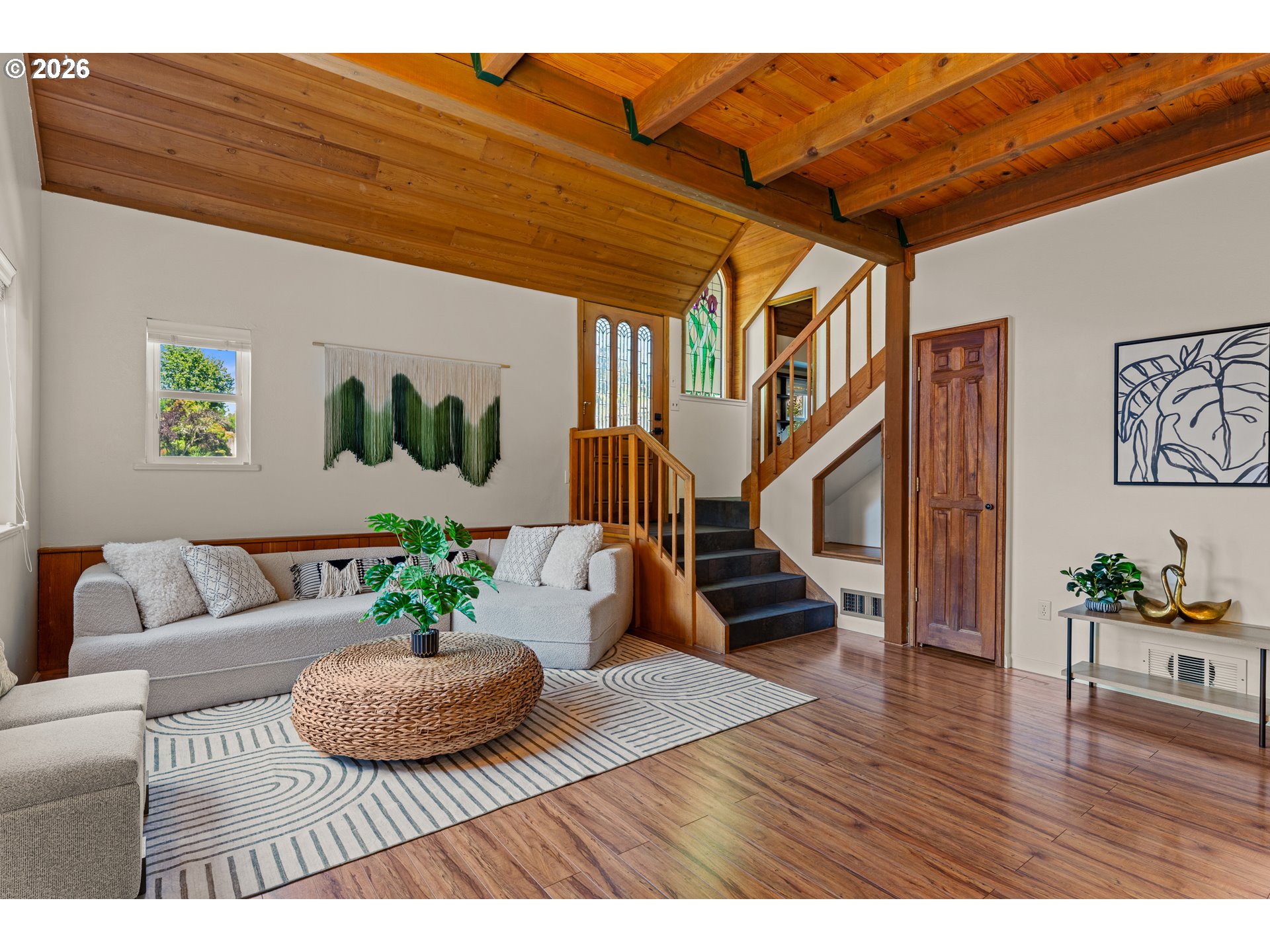 104 NW DAWNHILL CT