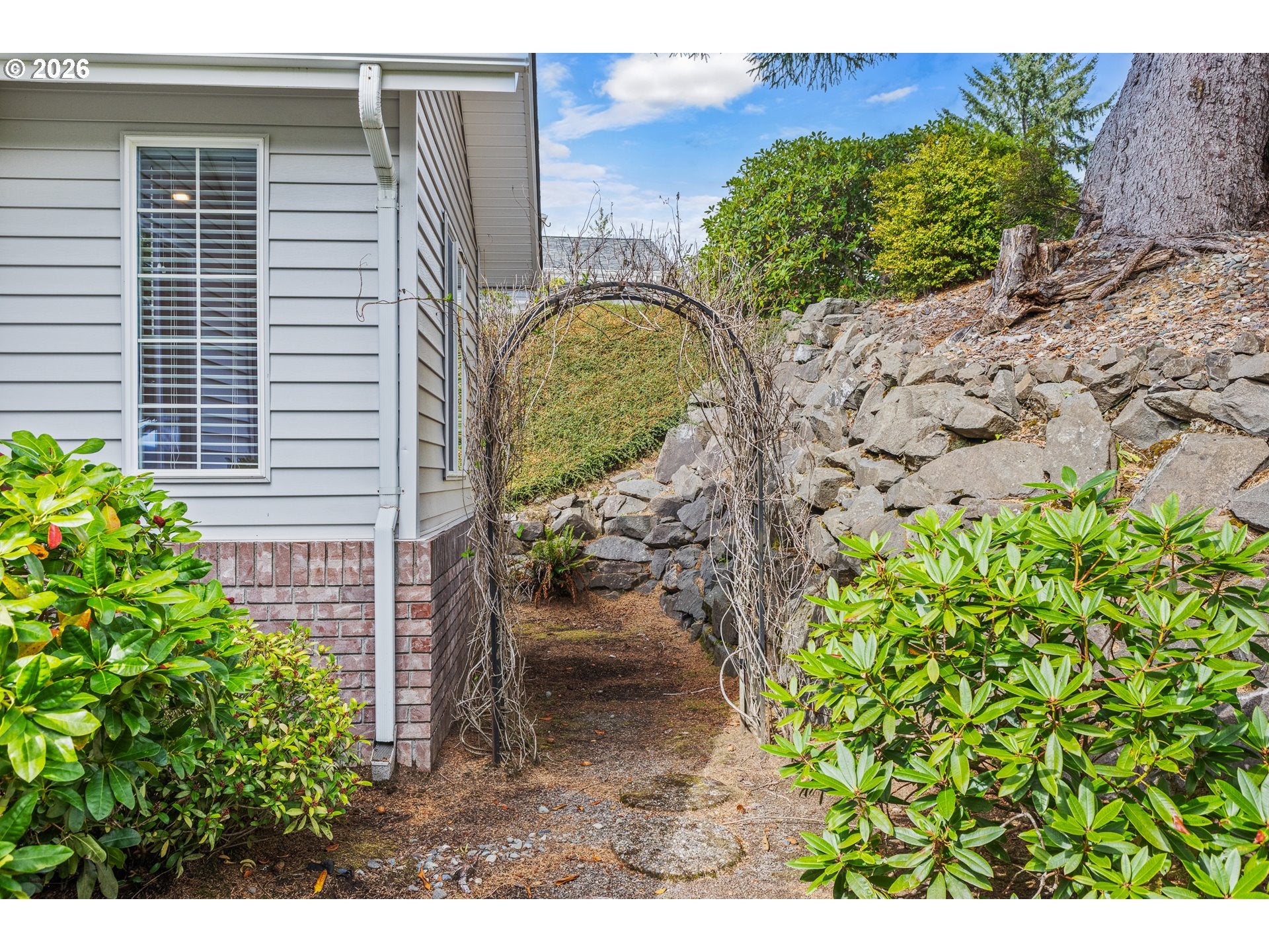 3619 OCEAN VIEW DR