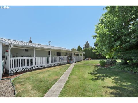 A home in Oregon City