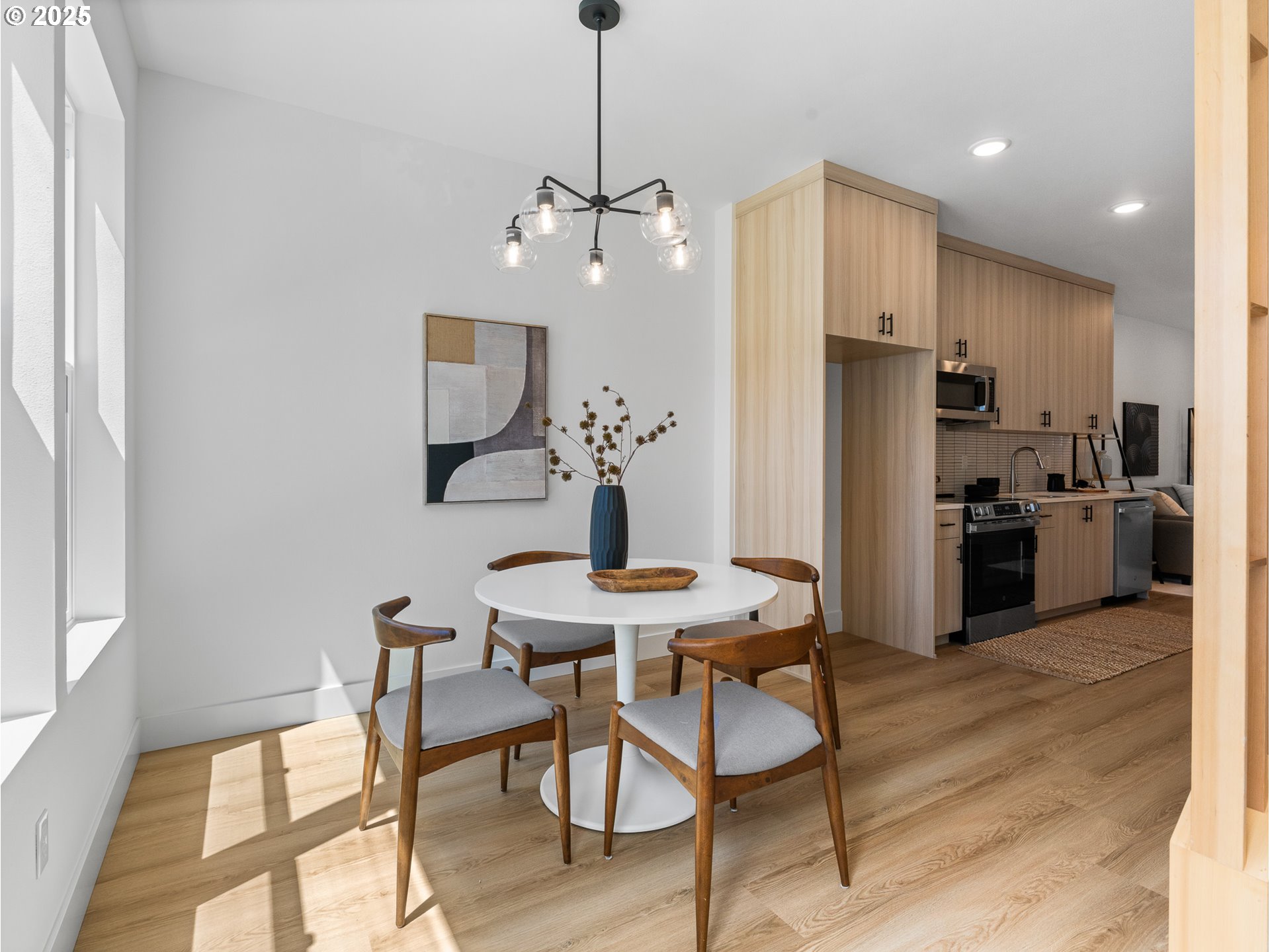 265 N Skidmore ST 3