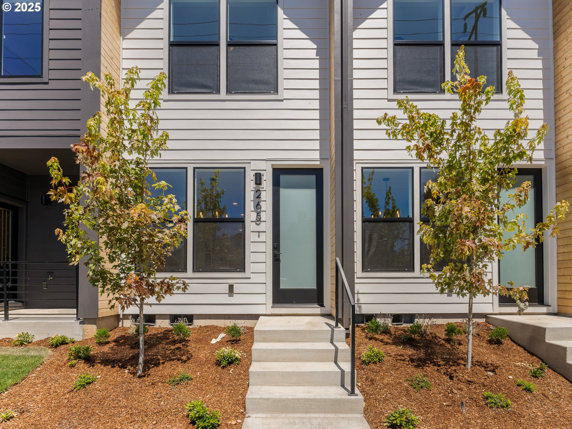 265 N Skidmore ST 3