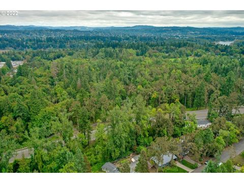 19885 WILLAMETTE DR West Linn OR 97068
