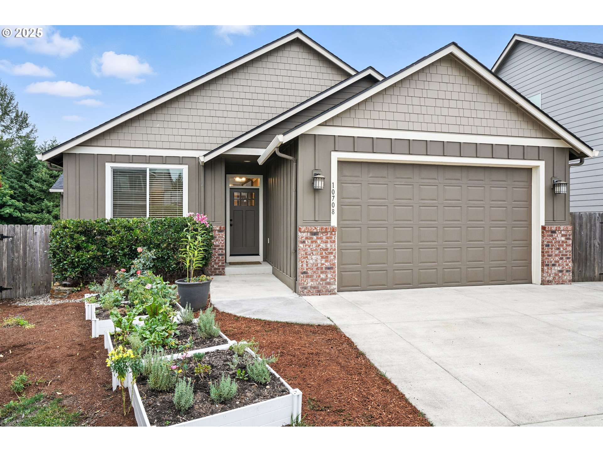 10708 NE 107TH CT
