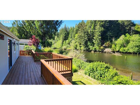 A home in Reedsport