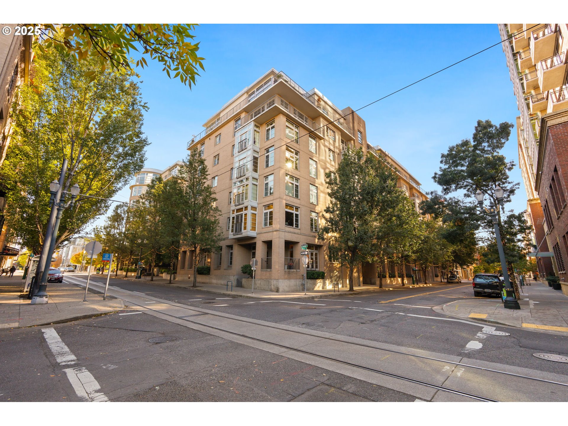 1130 NW 12TH AVE 214