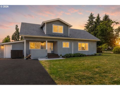 Photo of 286 N 6th St, Creswell, OR 97426 (MLS # 744212692)