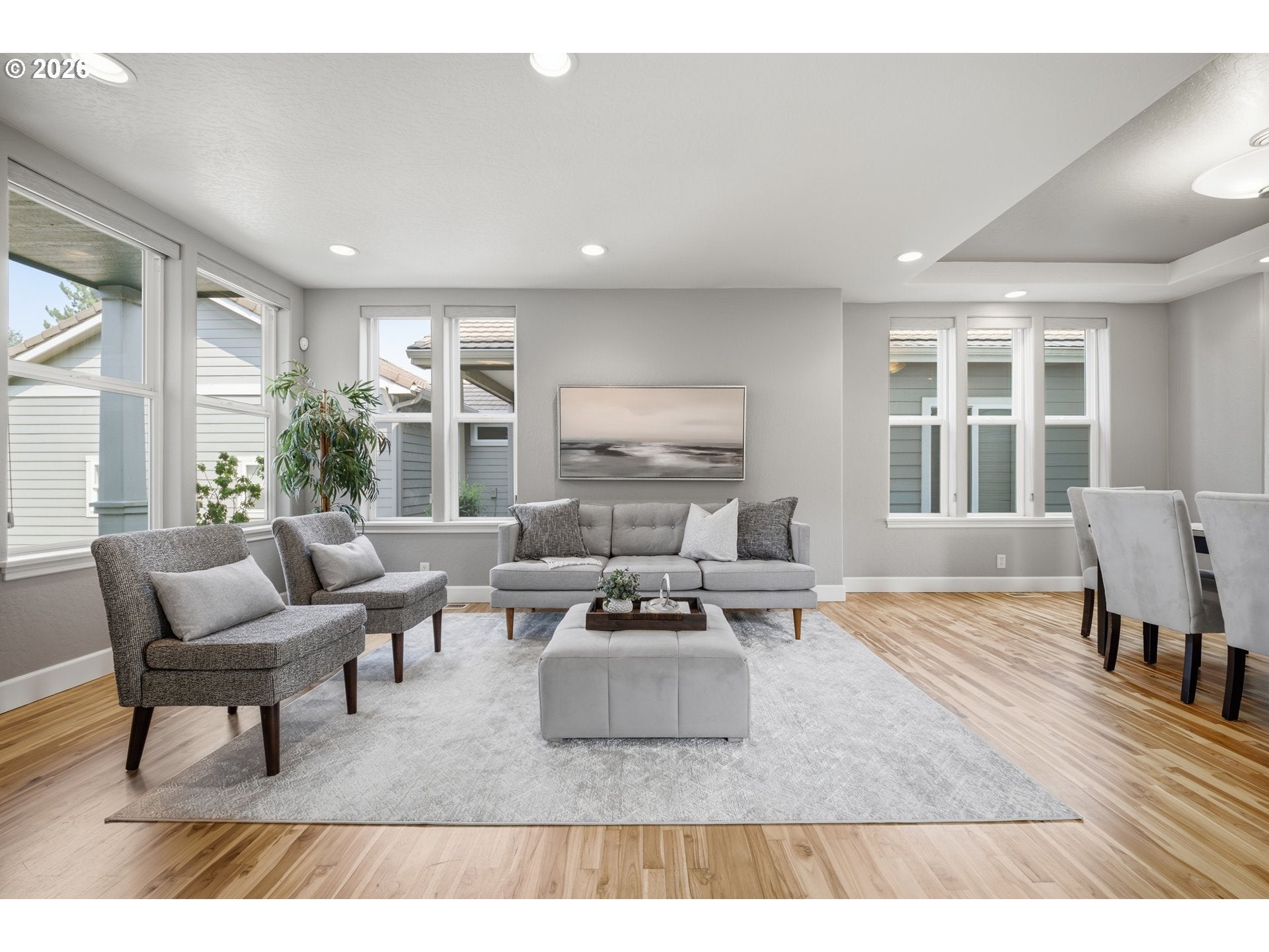 130 MAGNOLIA DR
