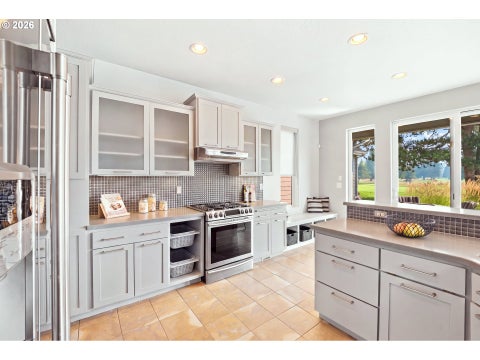 Tiny photo for 130 Magnolia Dr, Creswell, OR 97426 (MLS # 347246567)
