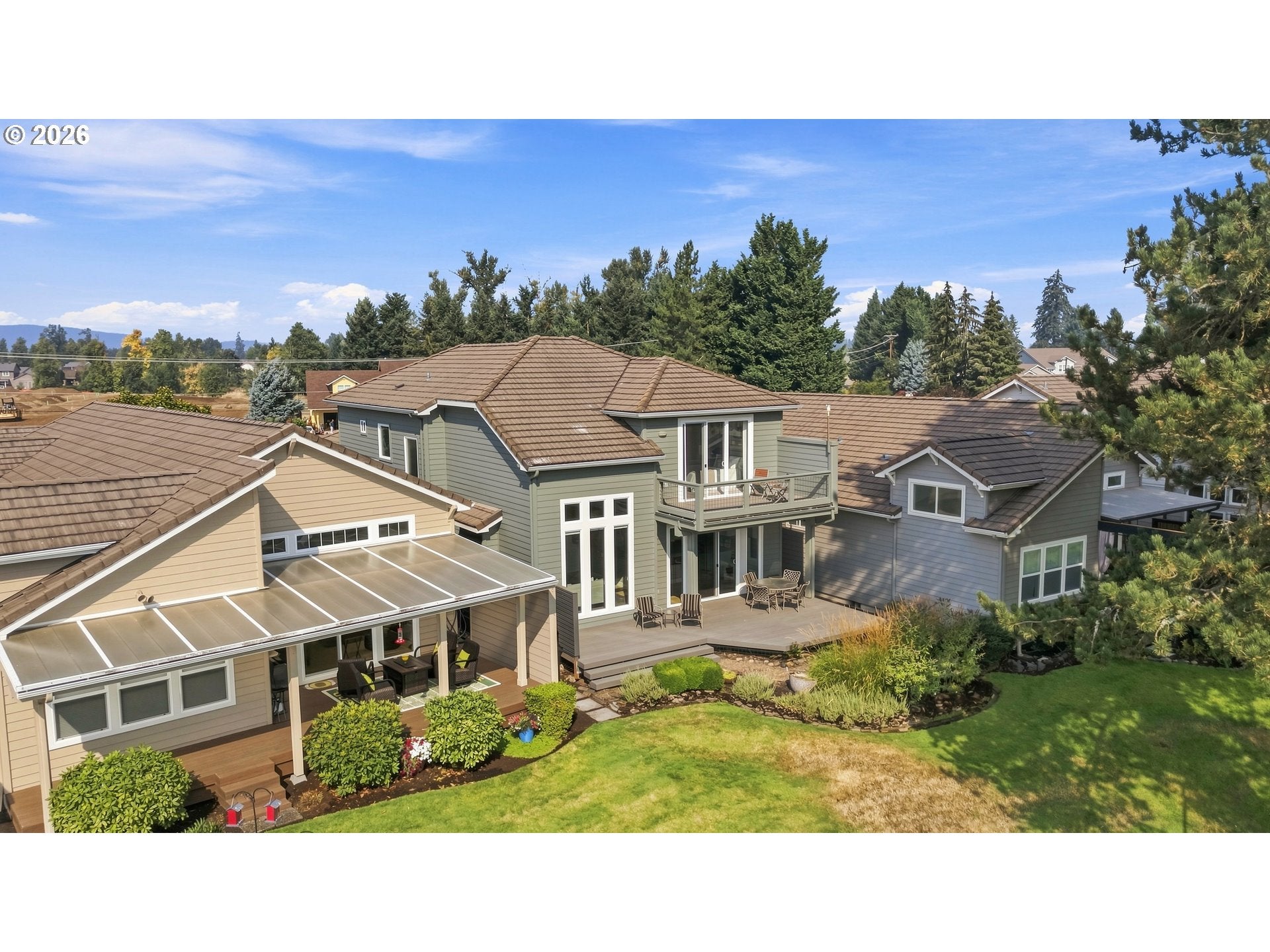 130 MAGNOLIA DR