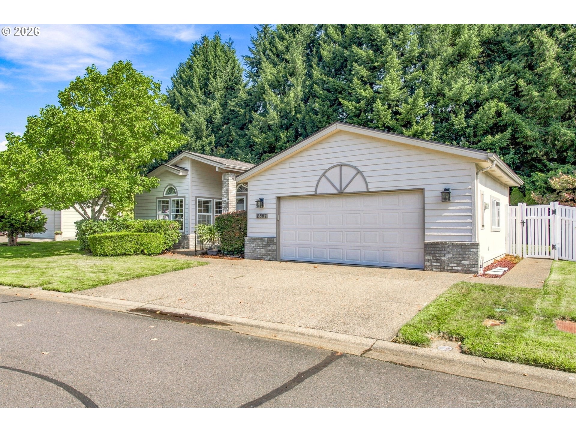 2587 NORTHAMPTON