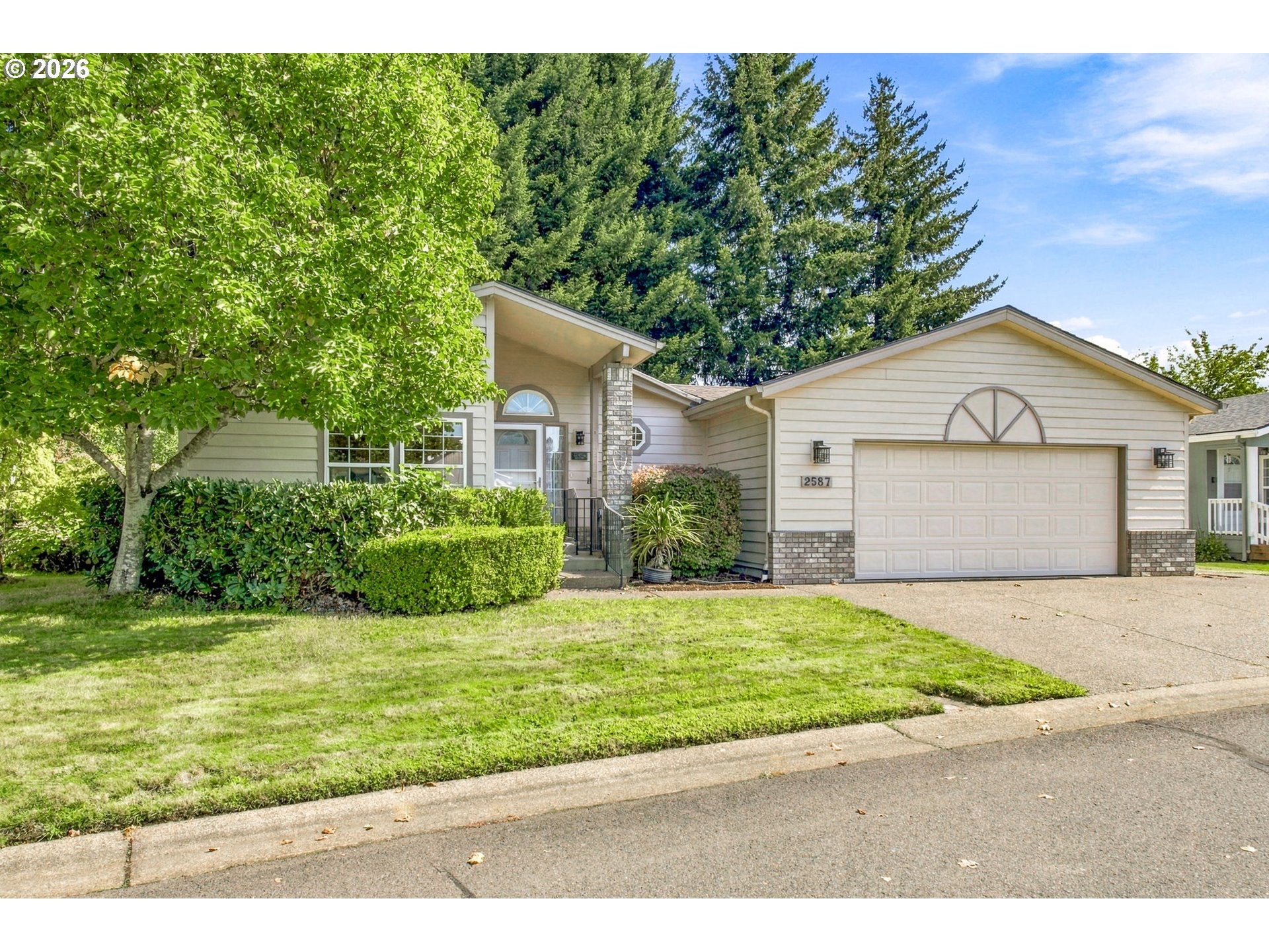 2587 NORTHAMPTON