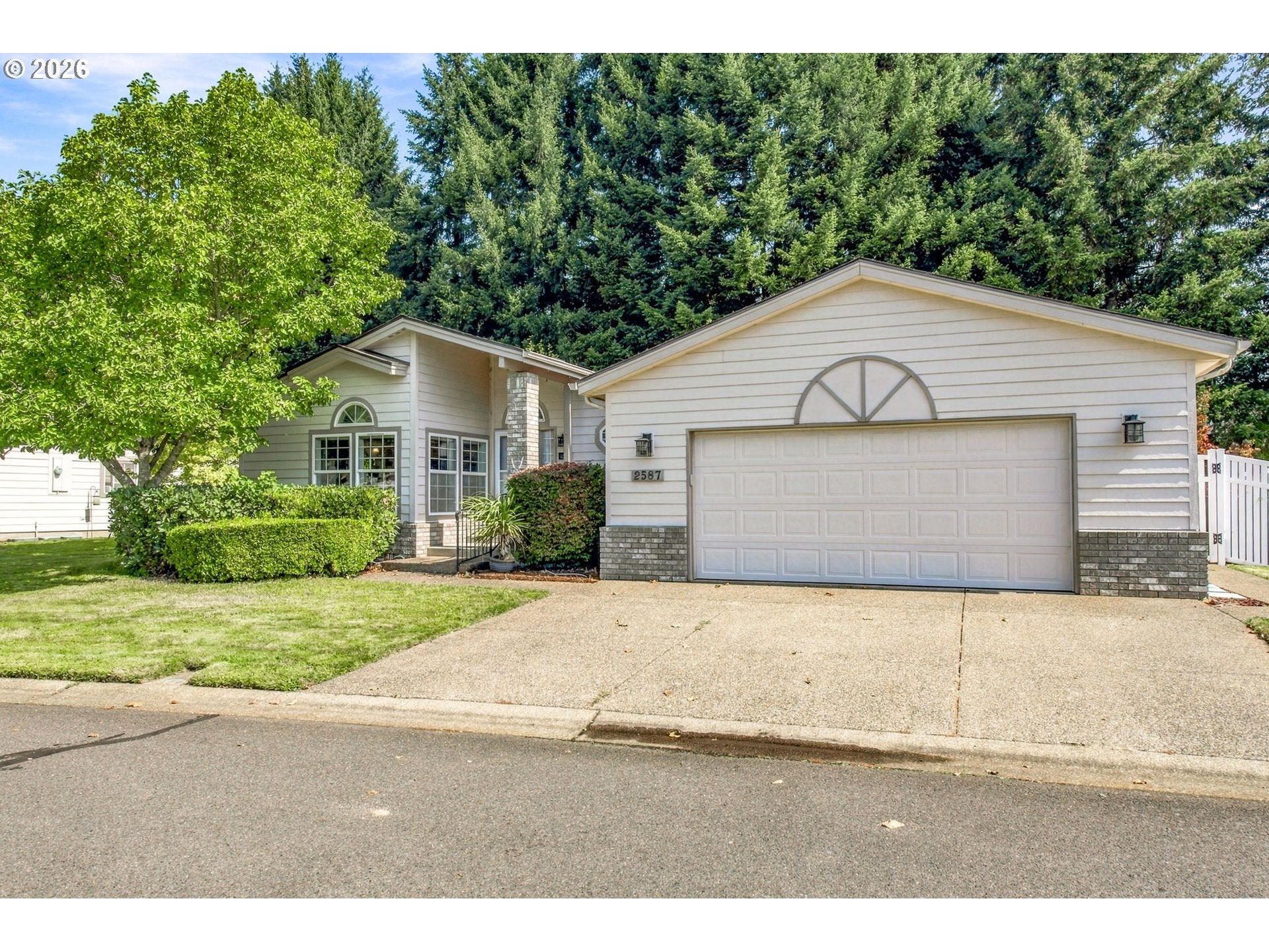 2587 NORTHAMPTON