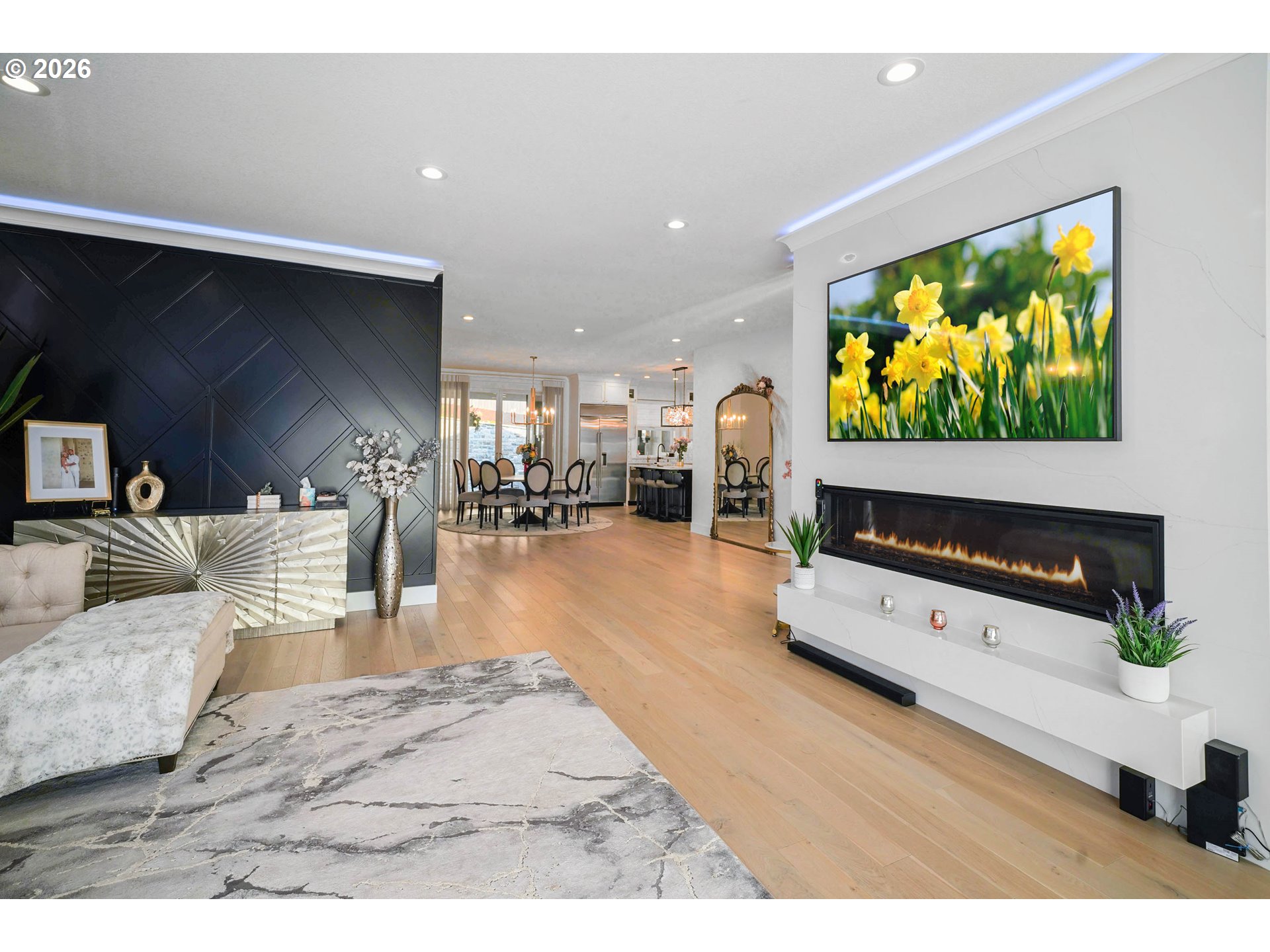 5363 HOLLY LOOP