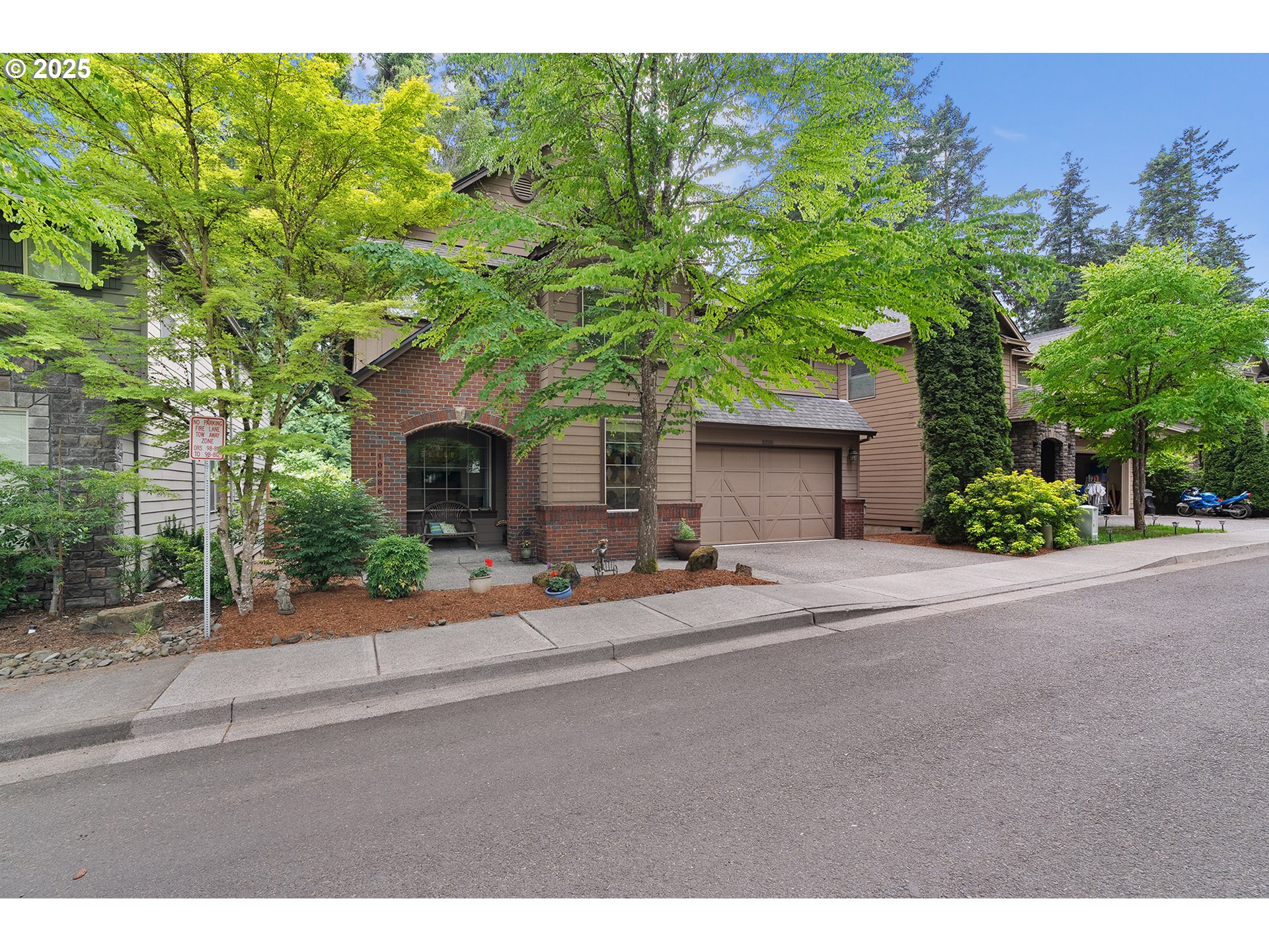10886 SW BRETTON CT
