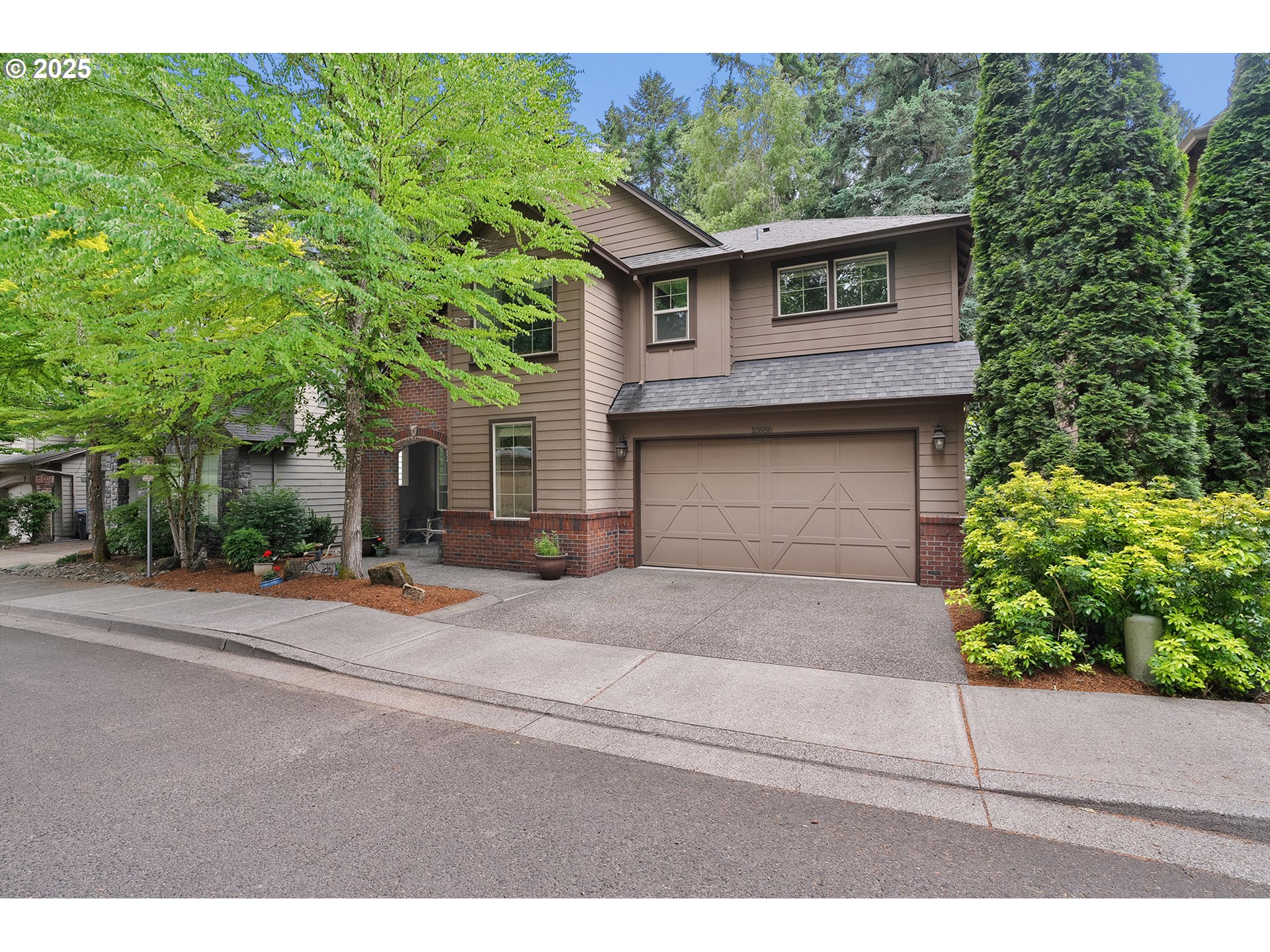 10886 SW BRETTON CT