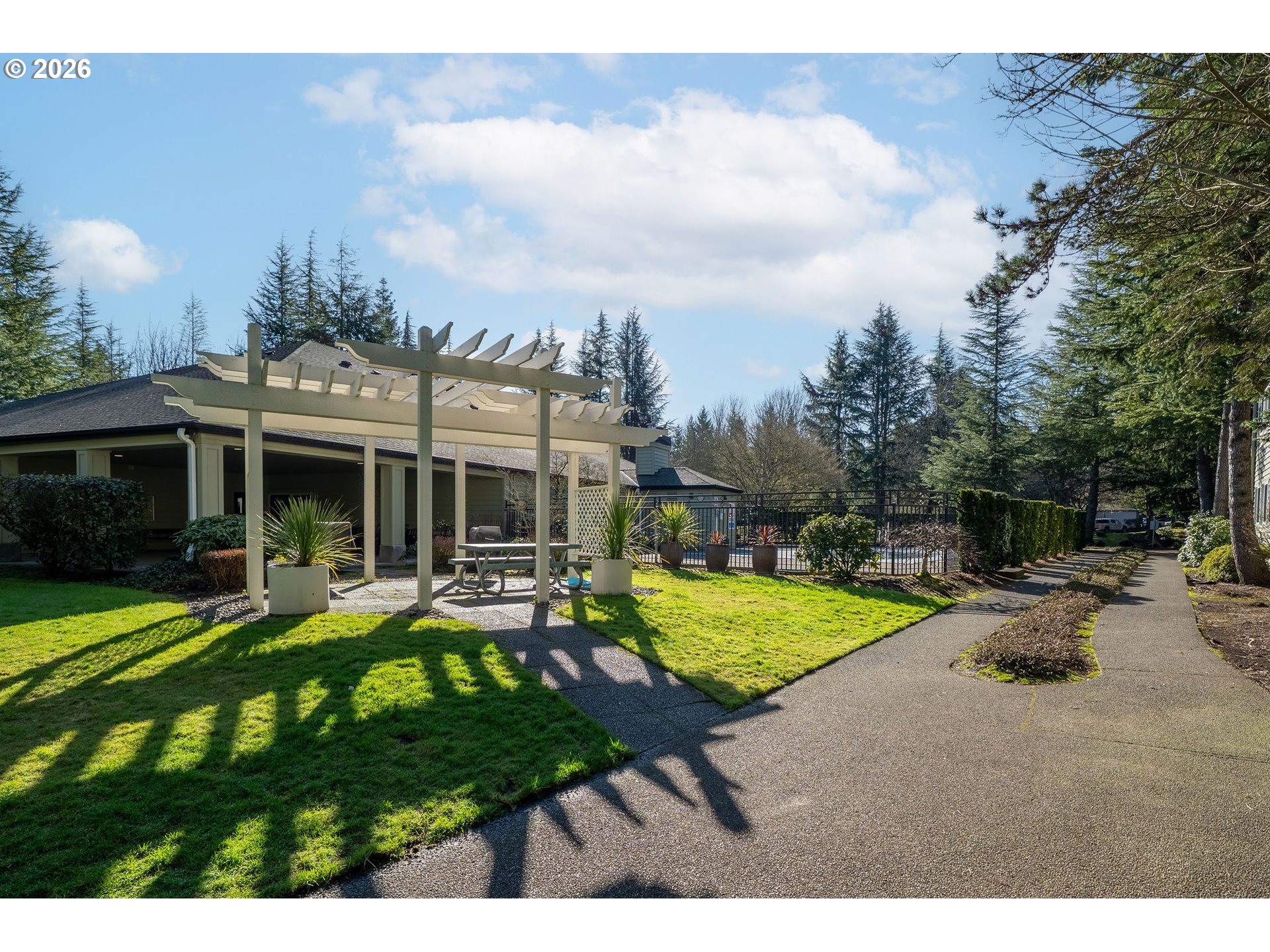 5064 FOOTHILLS DR #23G