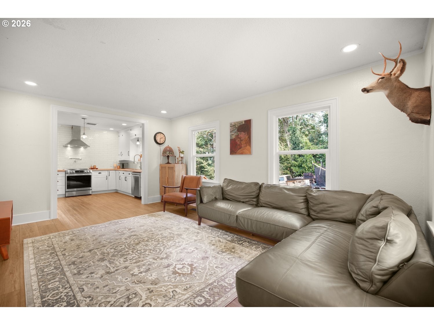 122 ROCK ST