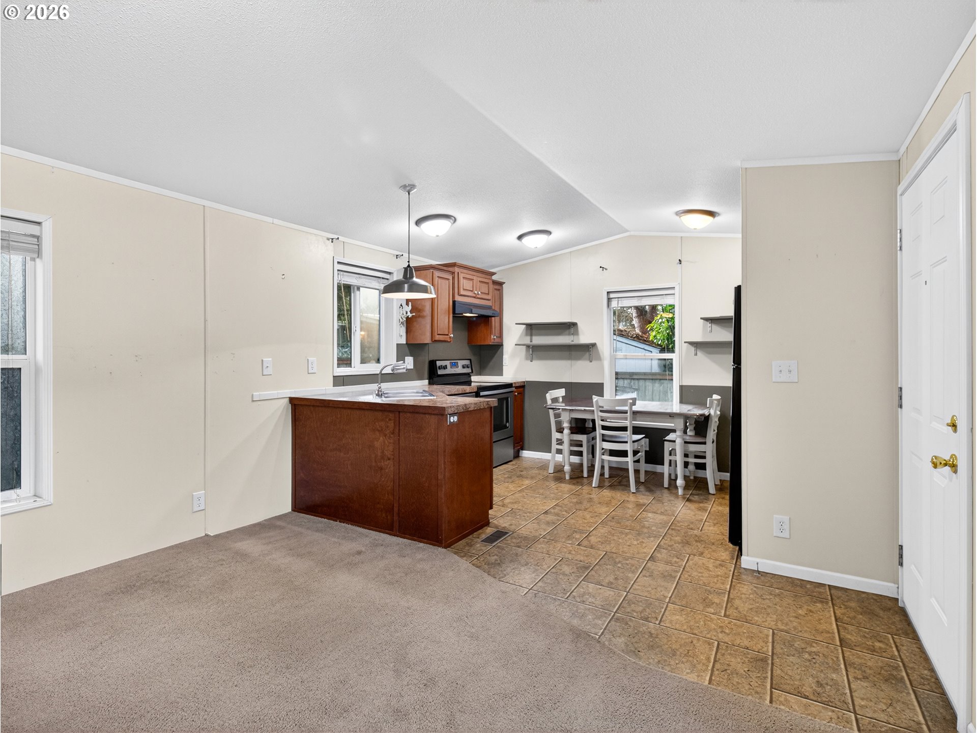 2696 SE PALMQUIST RD