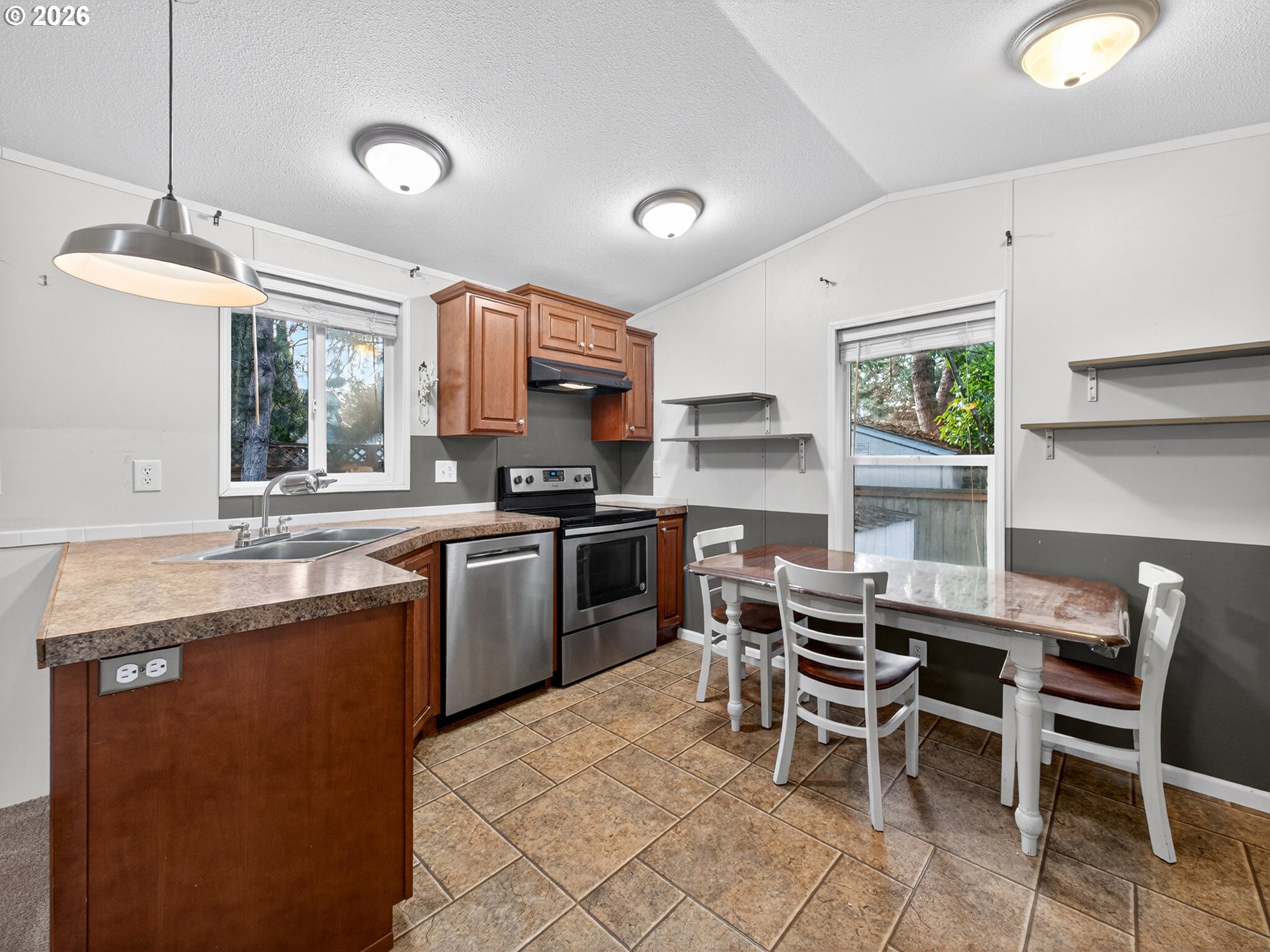 2696 SE PALMQUIST RD