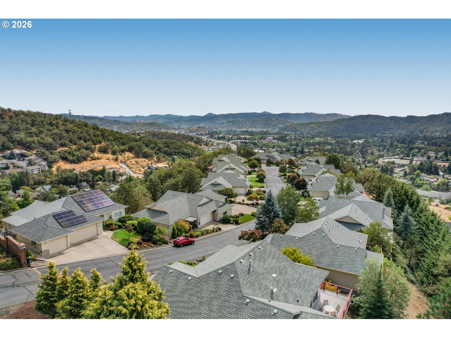 560 NW RACHEL LYNN WAY