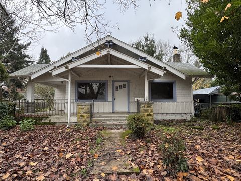 260 SE 20TH ST Salem OR 97301