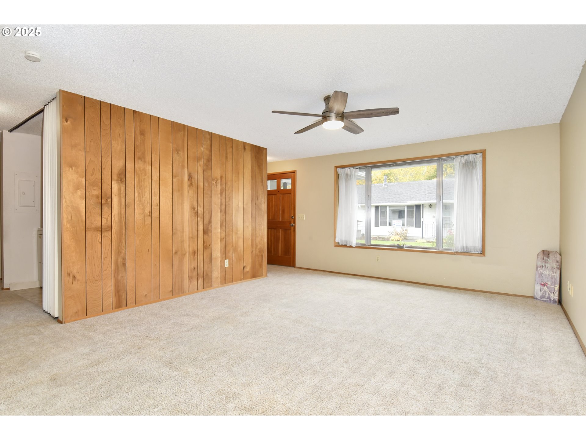 579 NE FLEMING AVE C-41