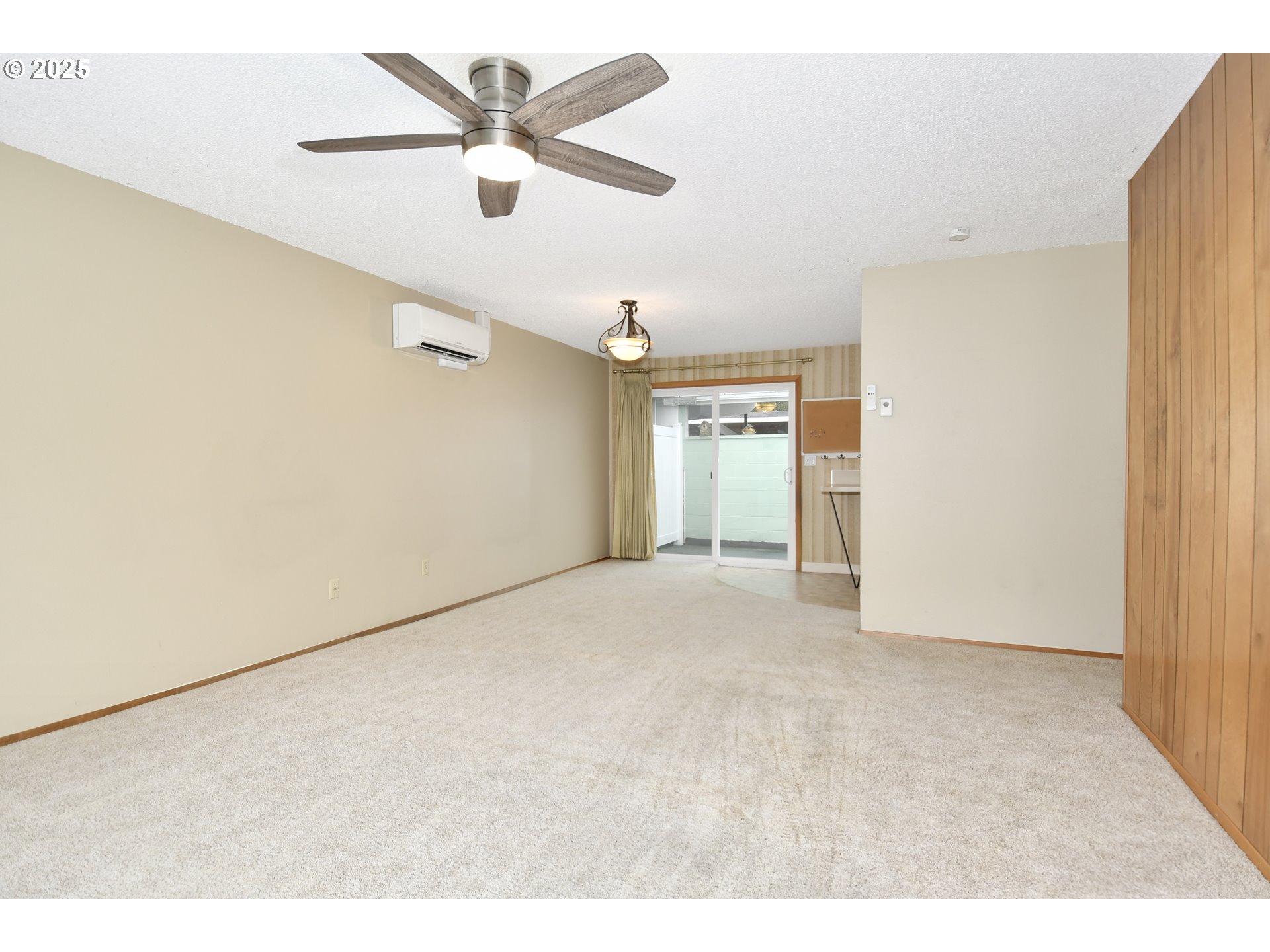 579 NE FLEMING AVE C-41