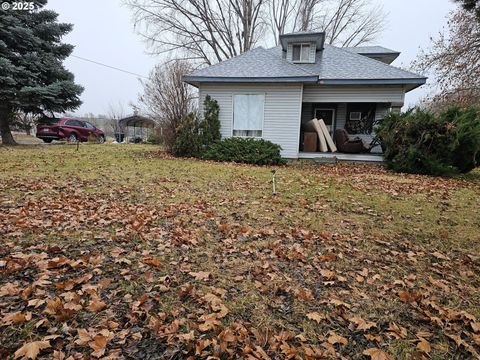 A home in Hermiston