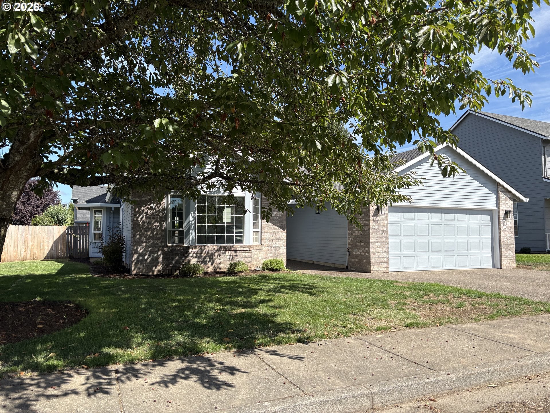 266 SE 10TH AVE