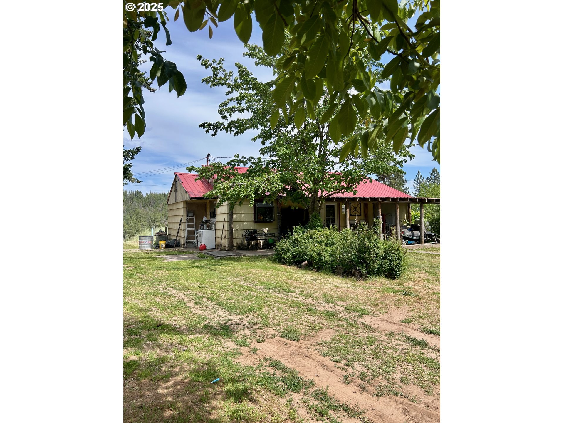 498 Turkey Ranch RD