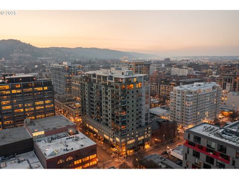 1025 NW COUCH ST 717 Portland OR 97209