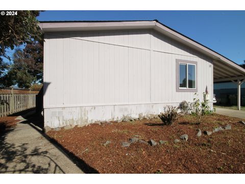 A home in Newberg