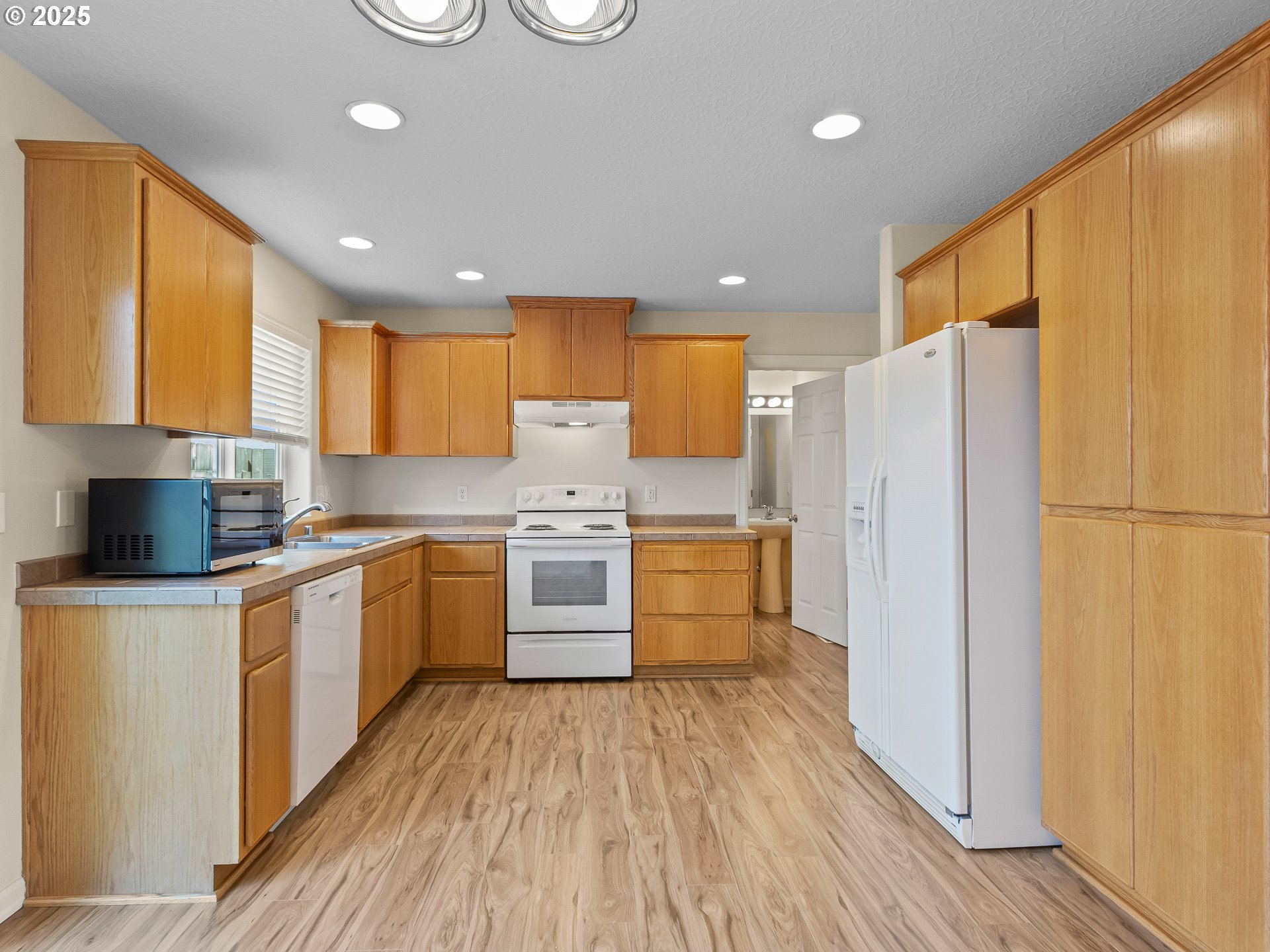 Ridgefield, Washington 98642, United States, 3 Bedrooms Bedrooms, ,3 BathroomsBathrooms,Residential,Active,146584