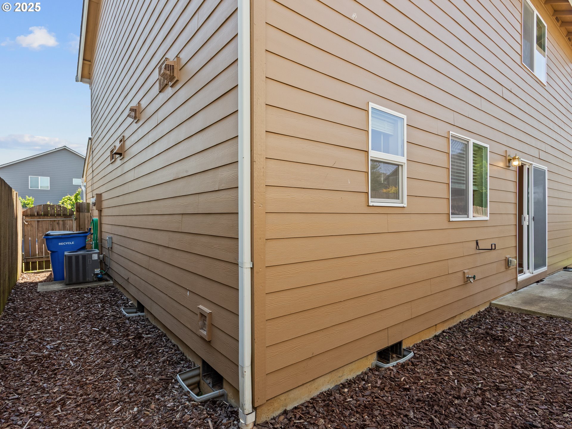 Ridgefield, Washington 98642, United States, 3 Bedrooms Bedrooms, ,3 BathroomsBathrooms,Residential,Active,146584