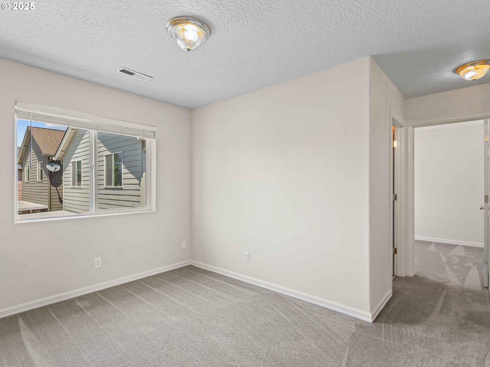 Ridgefield, Washington 98642, United States, 3 Bedrooms Bedrooms, ,3 BathroomsBathrooms,Residential,Active,146584