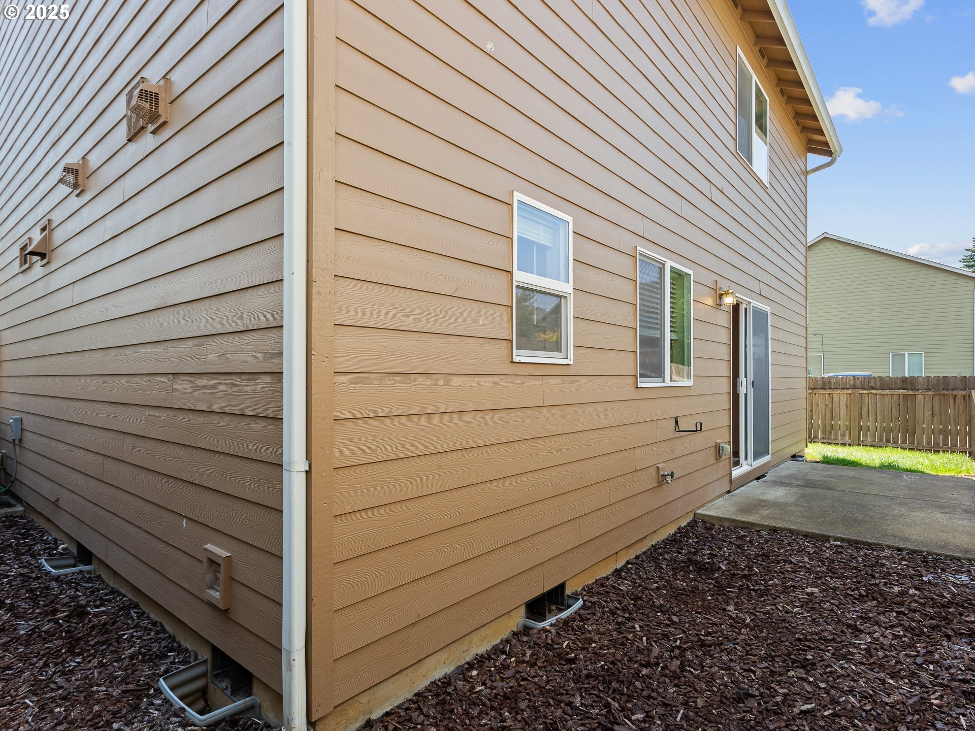 Ridgefield, Washington 98642, United States, 3 Bedrooms Bedrooms, ,3 BathroomsBathrooms,Residential,Active,146584