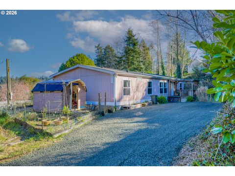 93720 ADAMS LN Coos Bay OR 97420