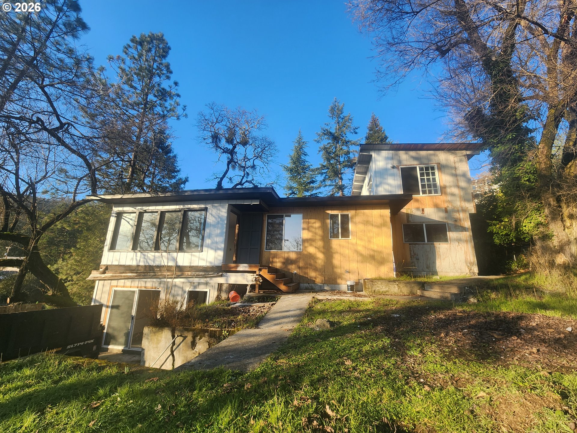 Photo 1 of 8 — 1314 NE BEULAH DR, Roseburg, OR 97470