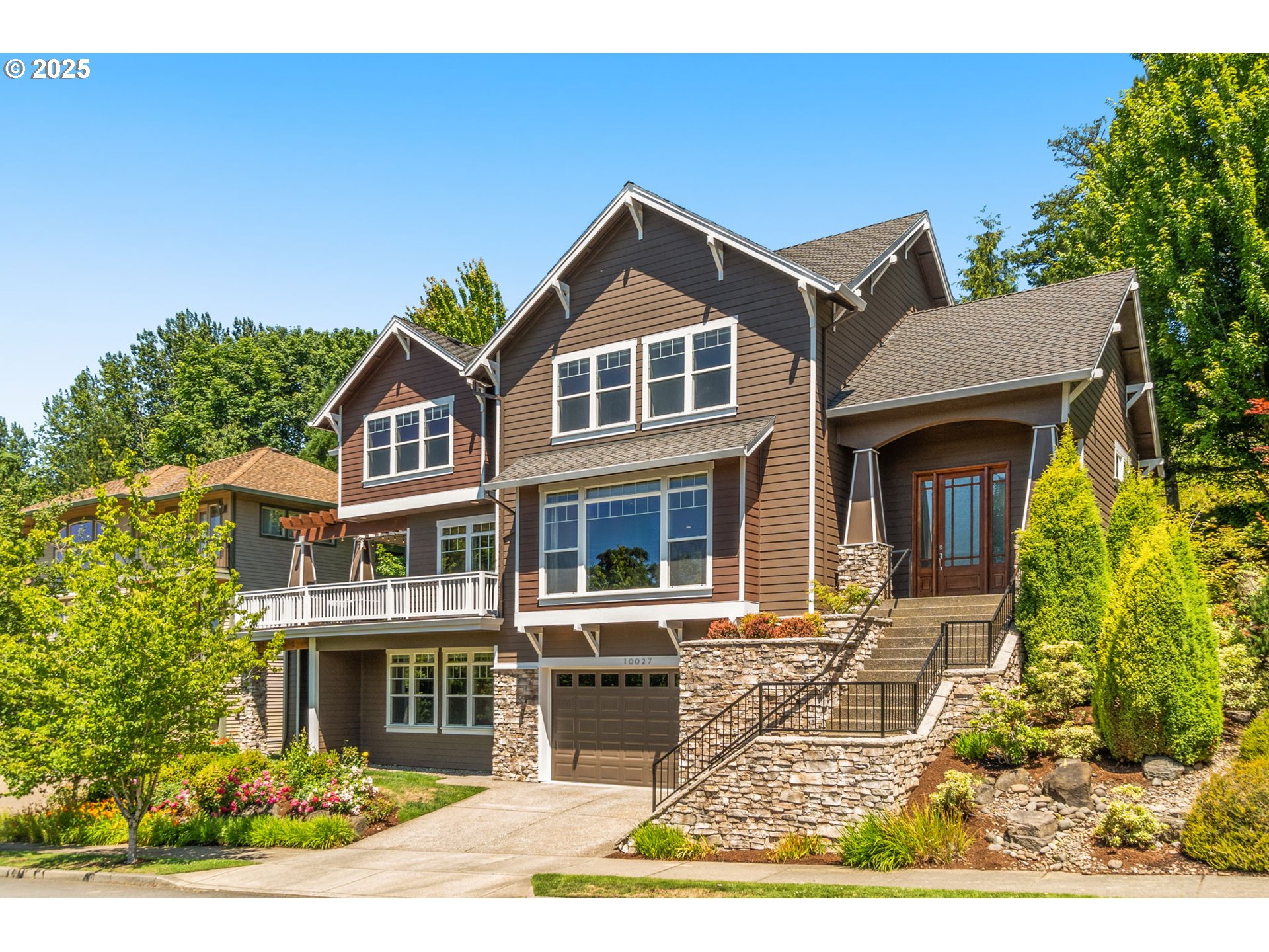 10027 NW SKYLINE HEIGHTS DR