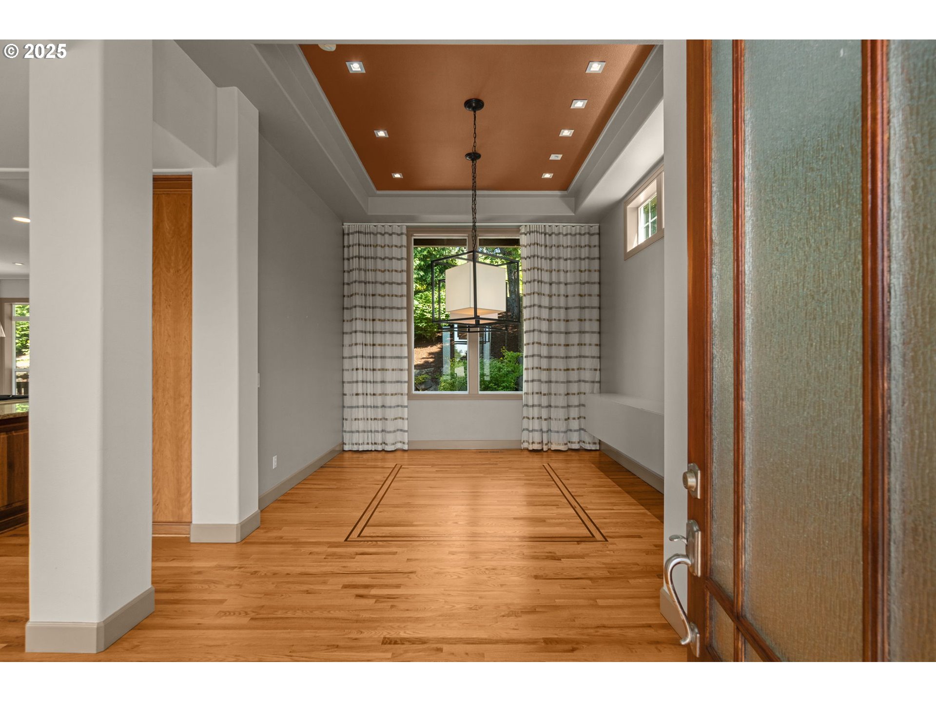 10027 NW SKYLINE HEIGHTS DR