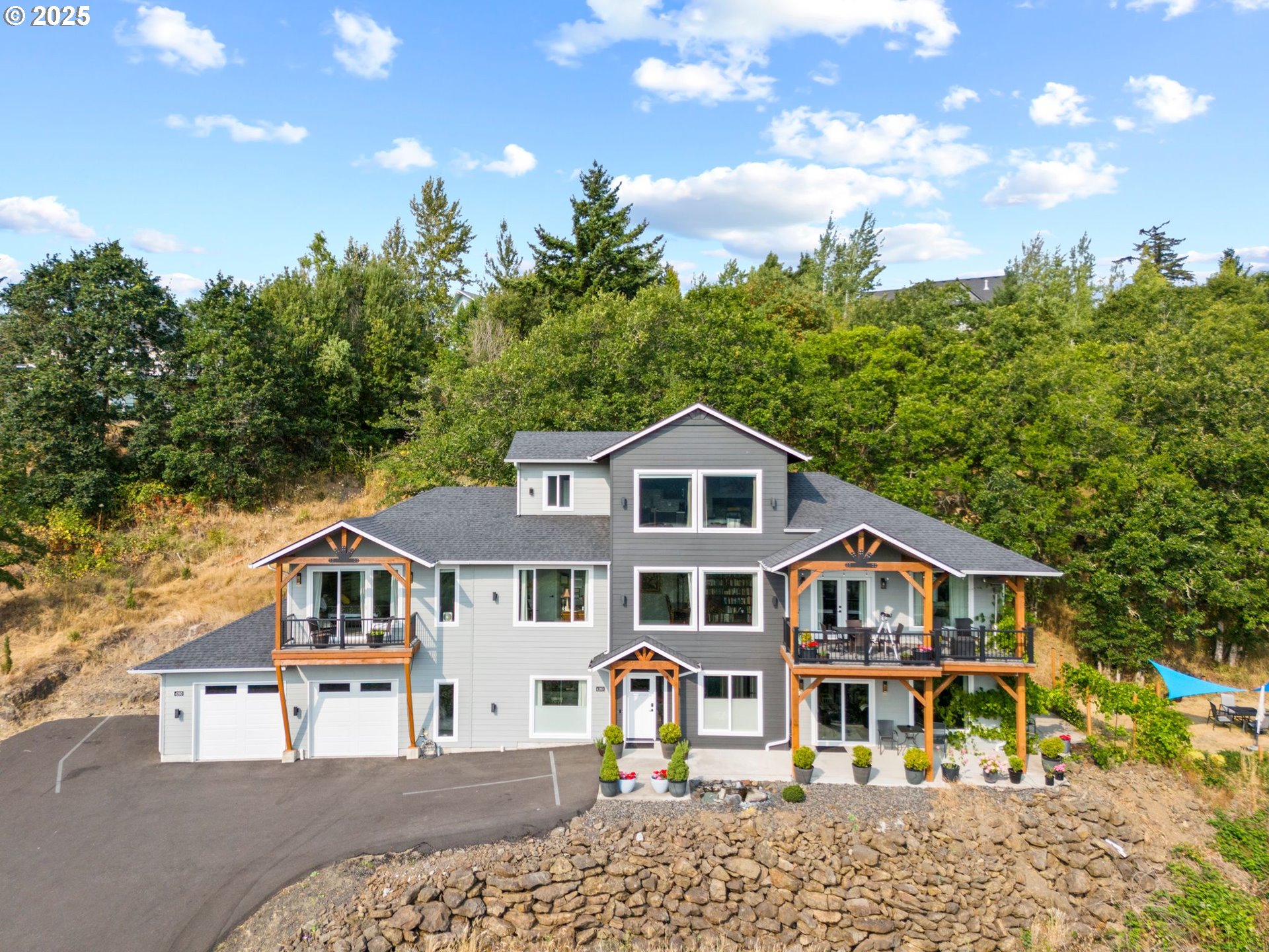4260 OLD PACIFIC HWY