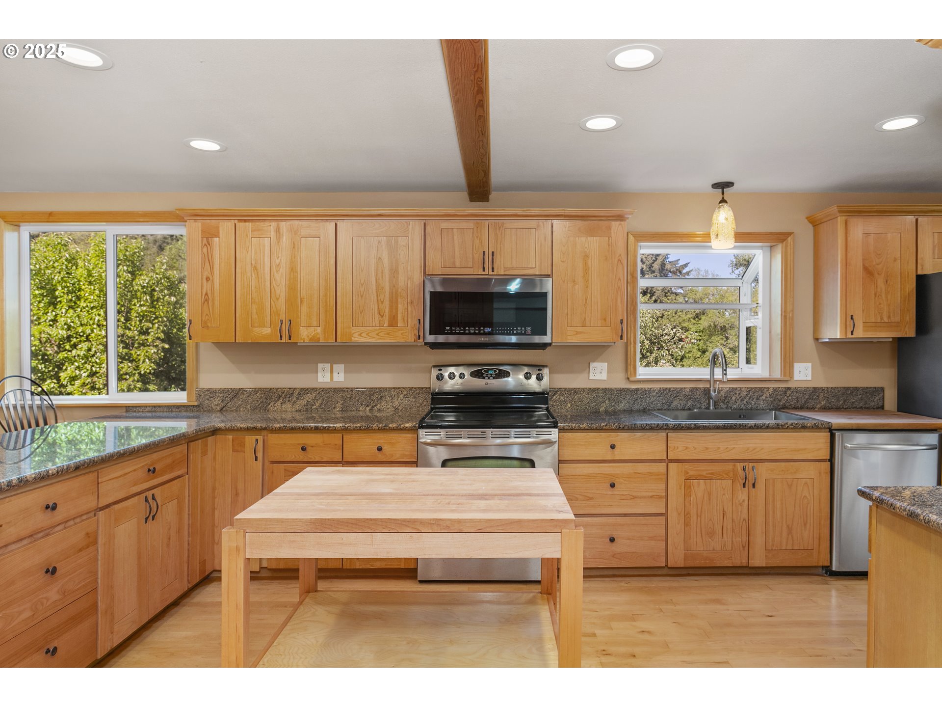 9275 SE TERRACE VIEW CT