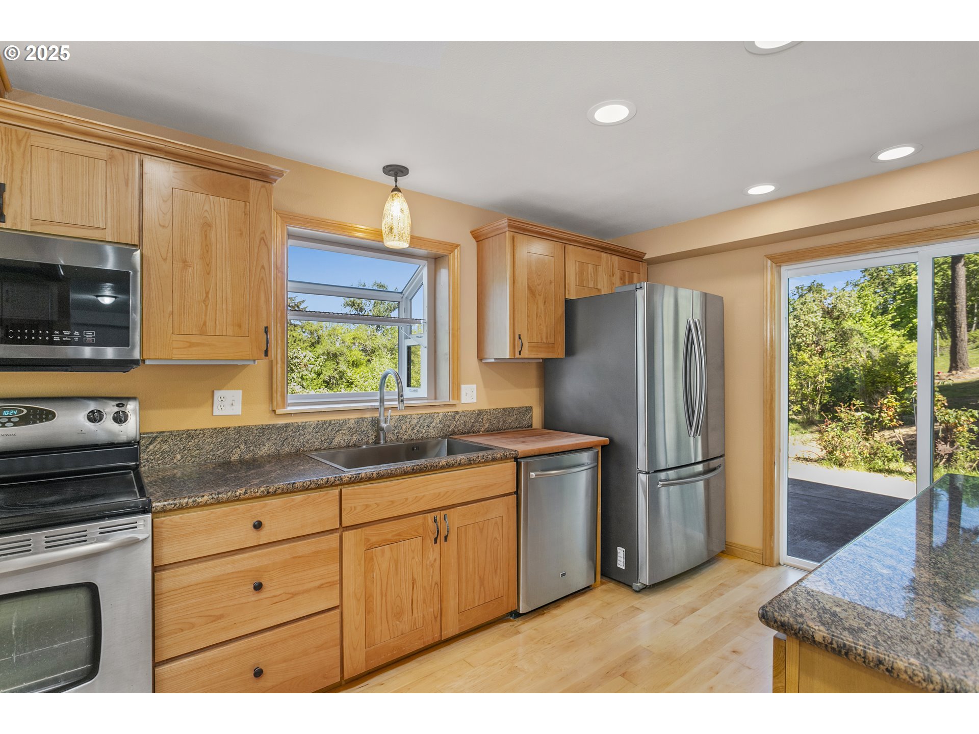 9275 SE TERRACE VIEW CT